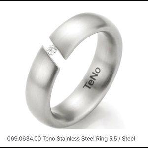 TeNo diamond ring